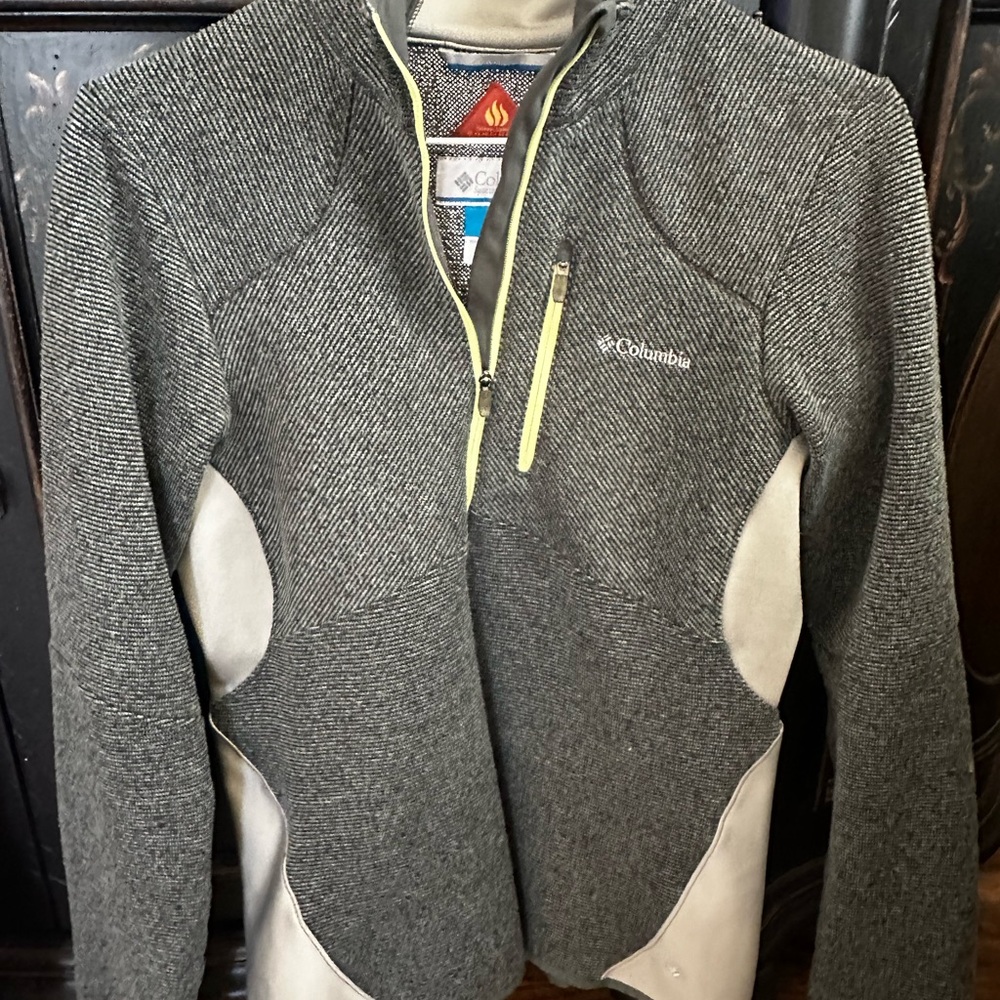 Columbia half zip Omni-heat pullover